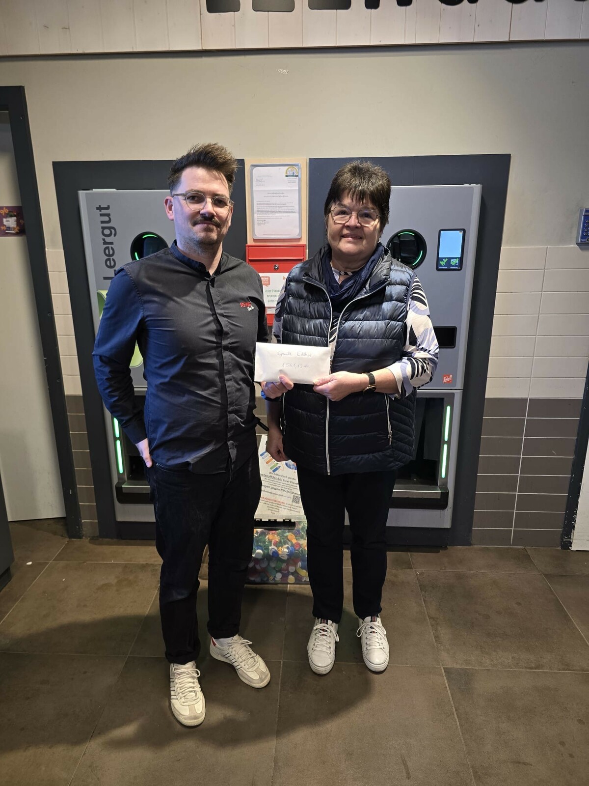 Poster Bild der Spende Leergut für den guten Zweck