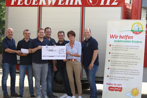 Feuerwehr Treis unterstützt Elterninitiative